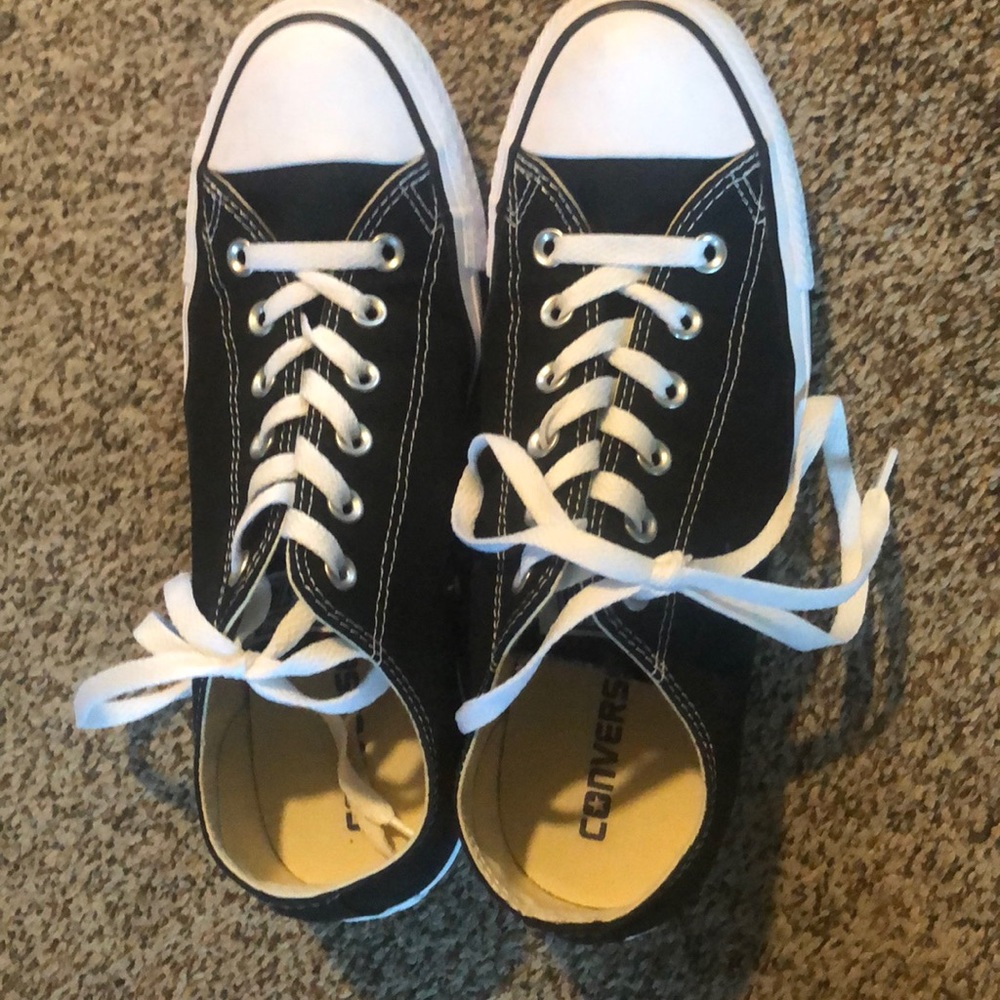 Black and white converse